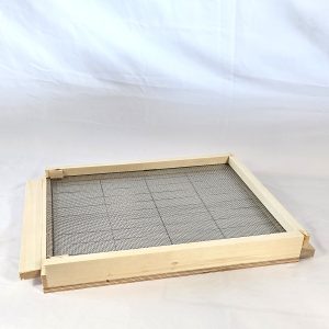 Beehive - Bottom Entry Board Screened with Entrance Reducer & Mite-counting Board