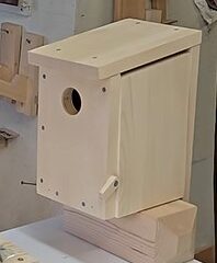 Bird House - Kit to be assembled - Tree Swallow Nesting House