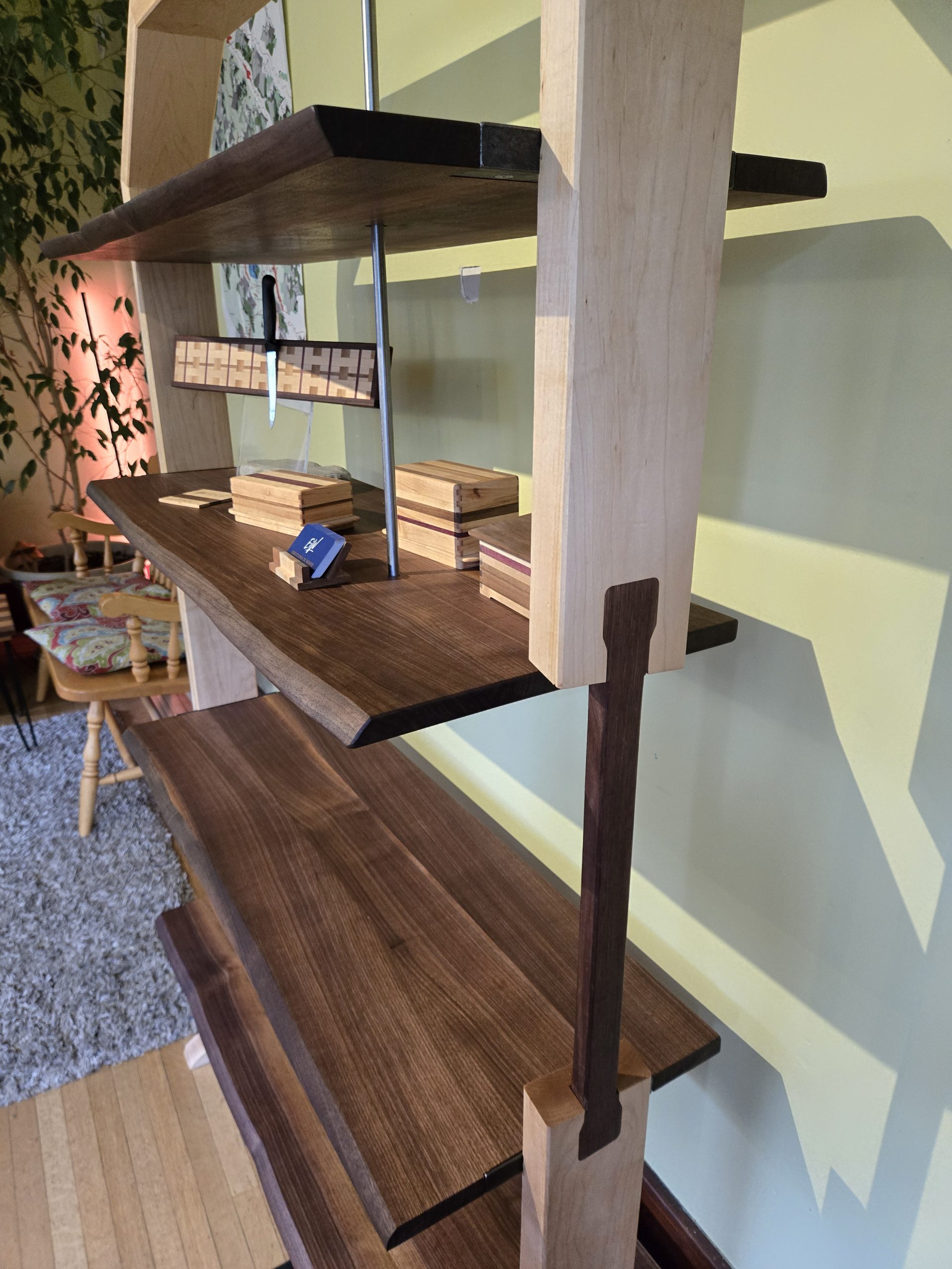 4 shelves display unit - Unique design - Image 6