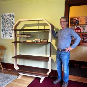 4 shelves display unit - Unique design