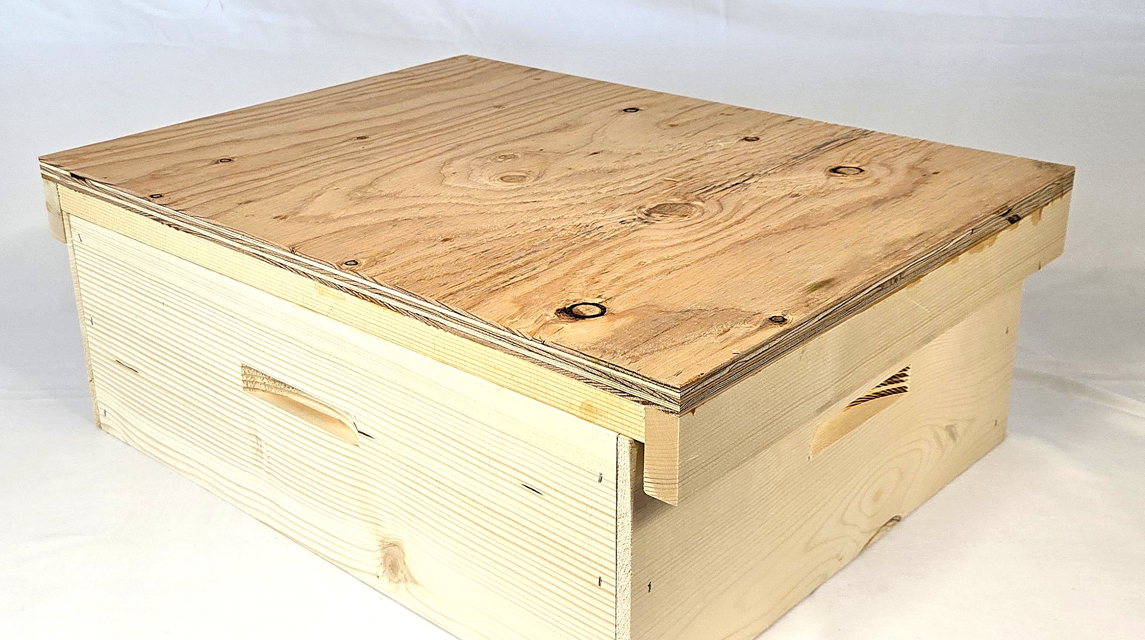 Beehive - Migratory Cover with Rim